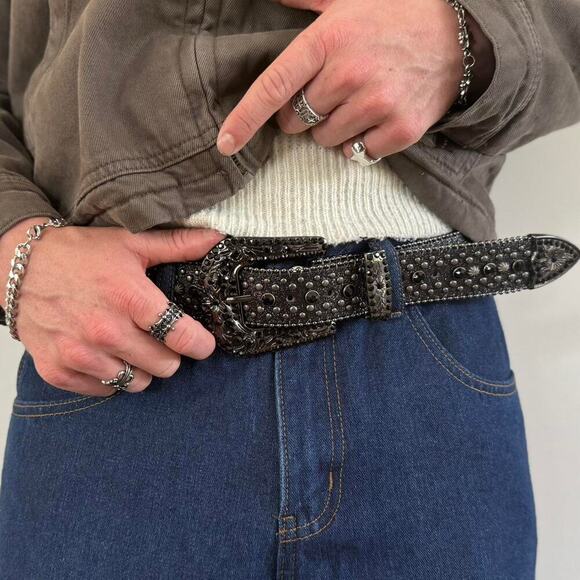 Y2K Black Cross Rhinestone Studded Belt – Goth Emo Unisex Style, New - Picture 2 of 7